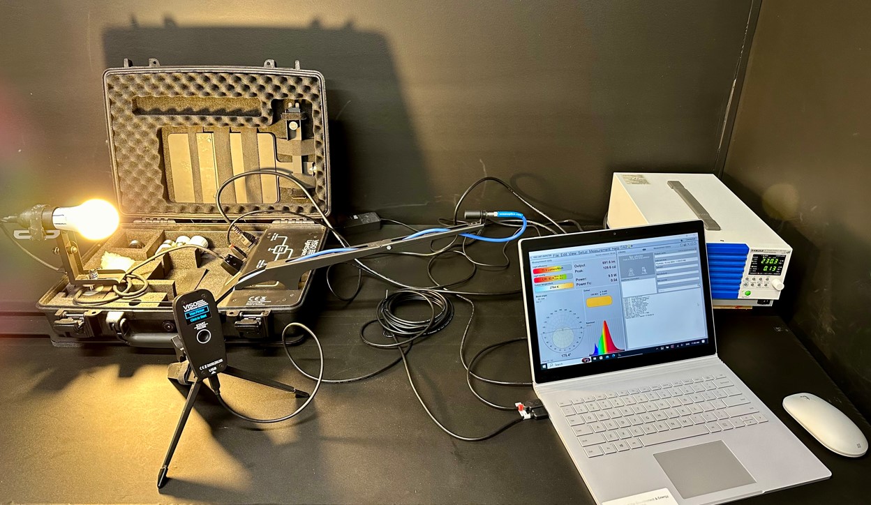 In house lamp test equipment by David Boughey is licensed under Creative Commons